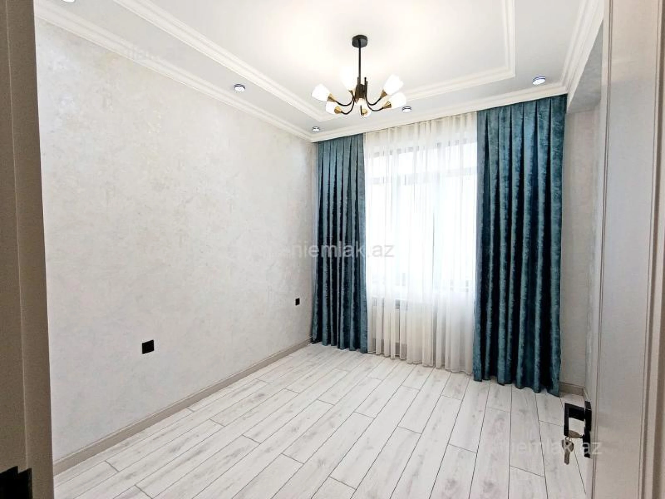 Satılır 2 otaqlı yeni tikili 63 m²