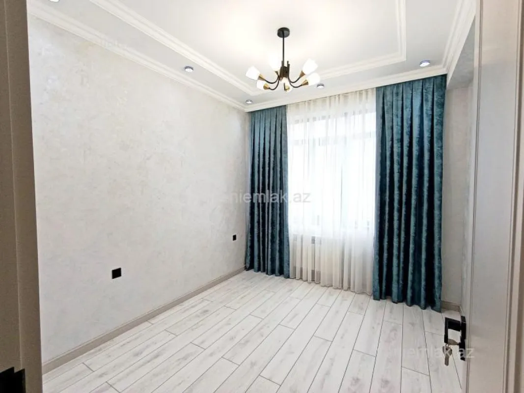 Satılır 2 otaqlı yeni tikili 63 m²
