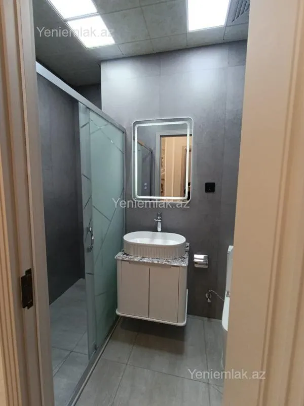 Satılır 2 otaqlı yeni tikili 63 m²