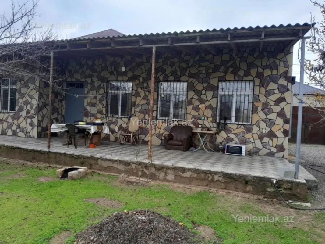 Satılır 3 otaqlı həyət evi 90 m²