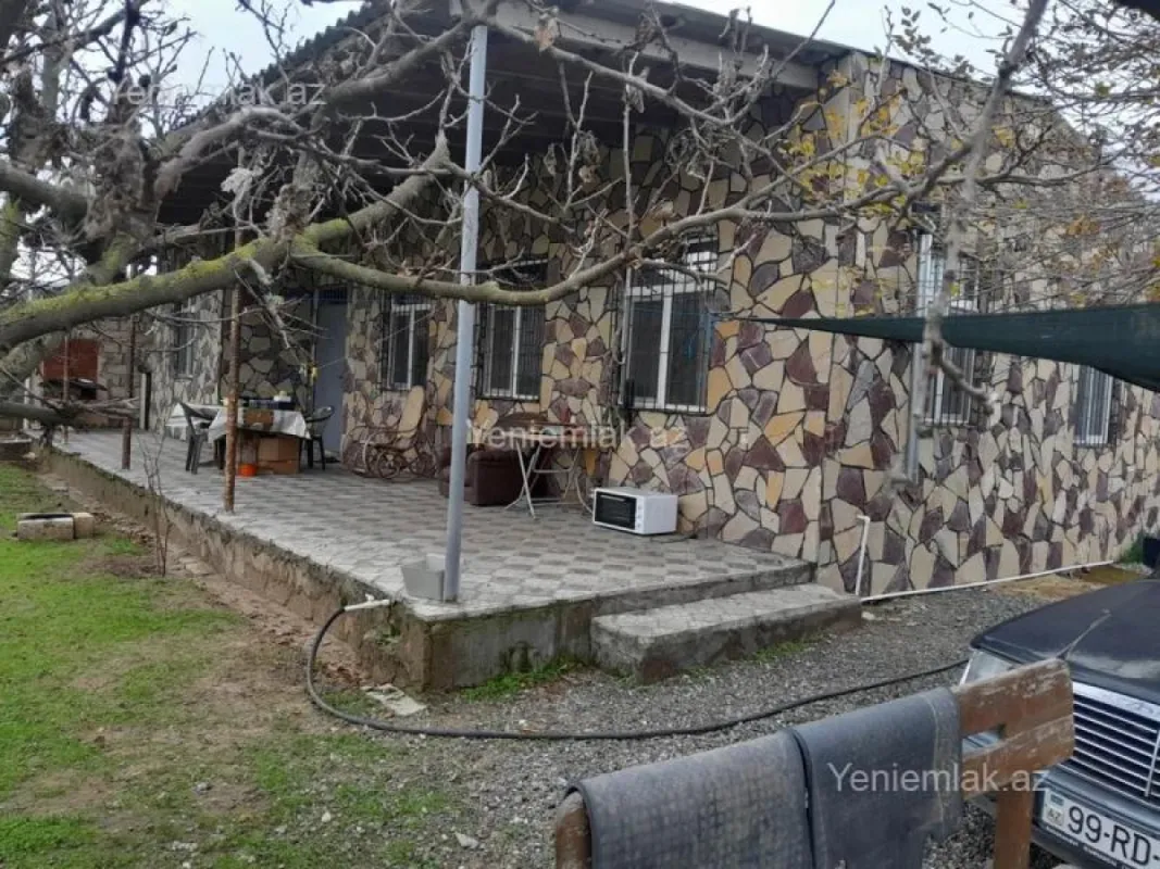 Satılır 3 otaqlı həyət evi 90 m²
