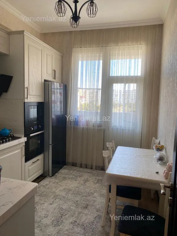 Satılır 3 otaqlı yeni tikili 90 m²