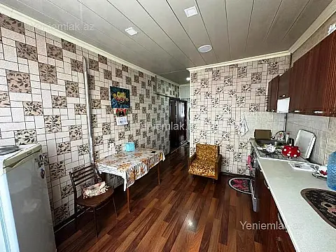 Satılır 2 otaqlı köhnə tikili 60 m²