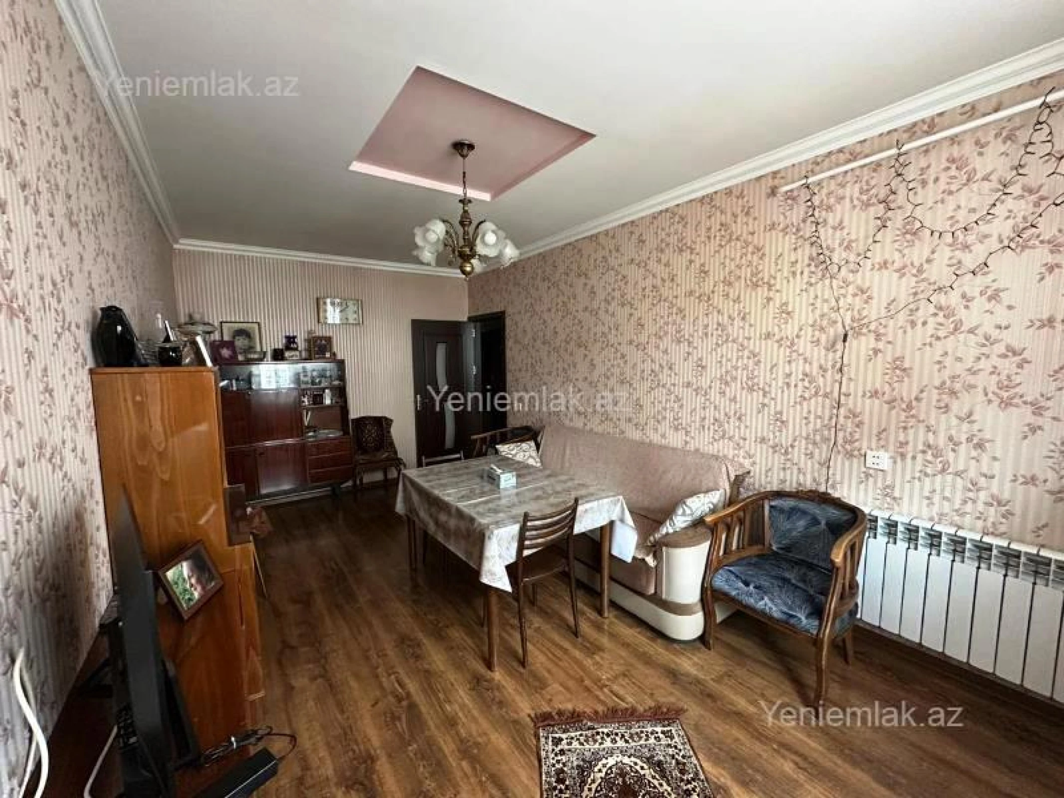 Satılır 2 otaqlı köhnə tikili 60 m²