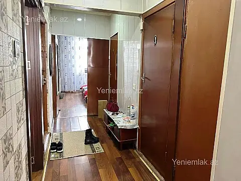 Satılır 2 otaqlı köhnə tikili 60 m²