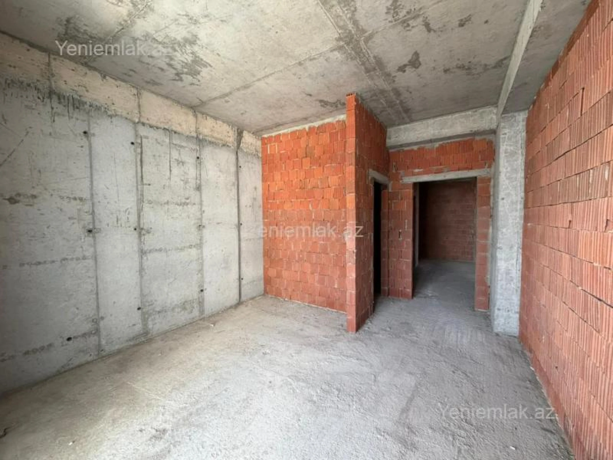 Satılır 3 otaqlı yeni tikili 190 m²