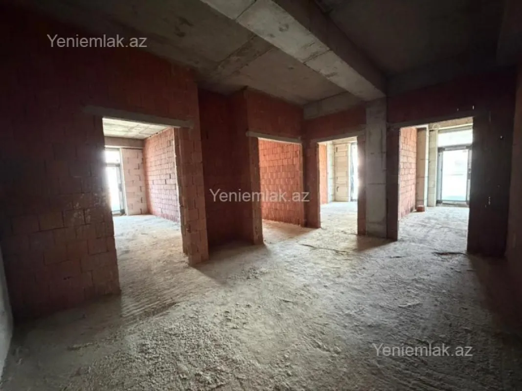 Satılır 3 otaqlı yeni tikili 190 m²