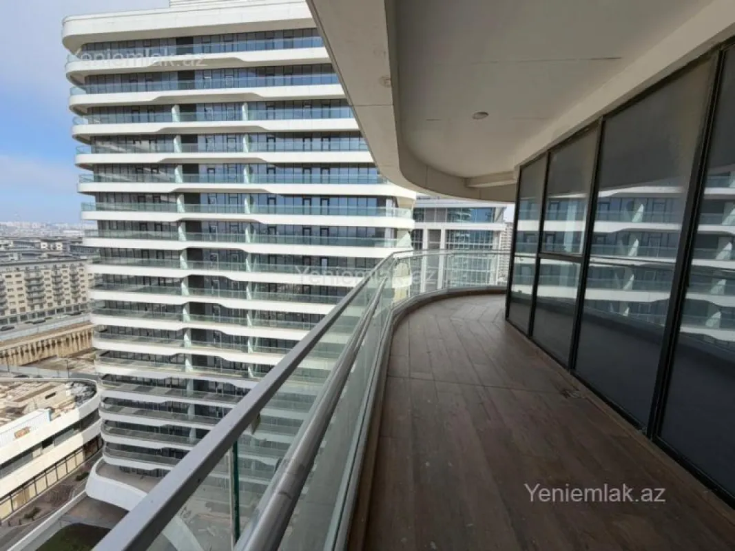 Satılır 3 otaqlı yeni tikili 190 m²