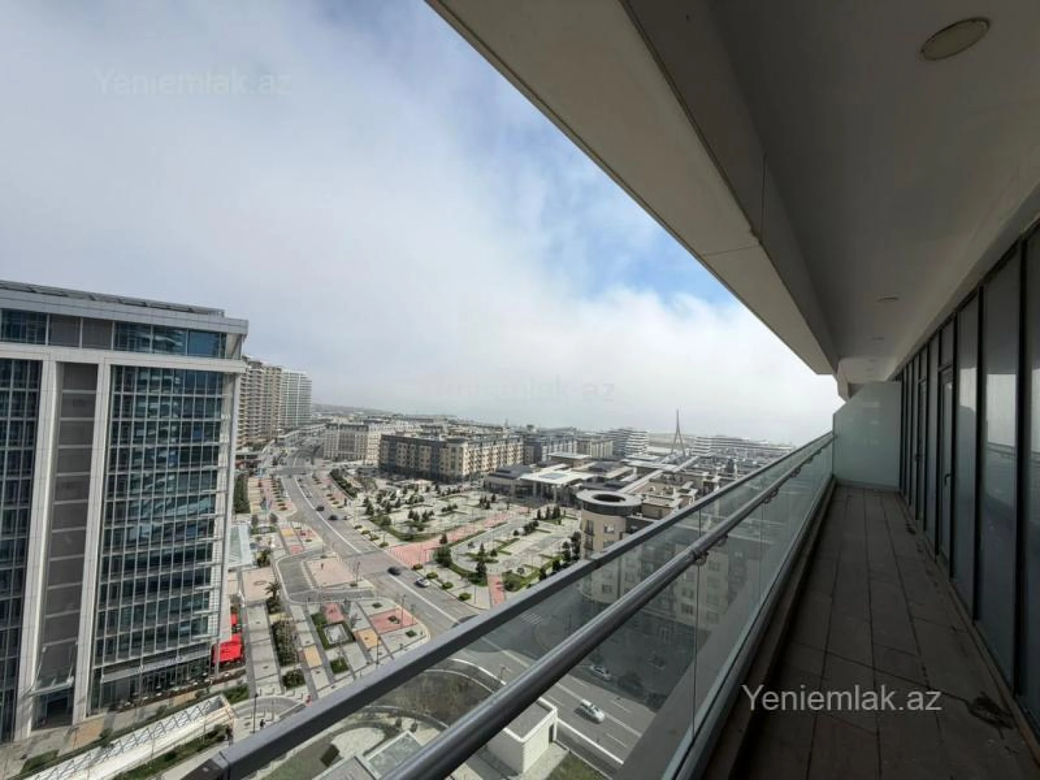 Satılır 3 otaqlı yeni tikili 190 m²