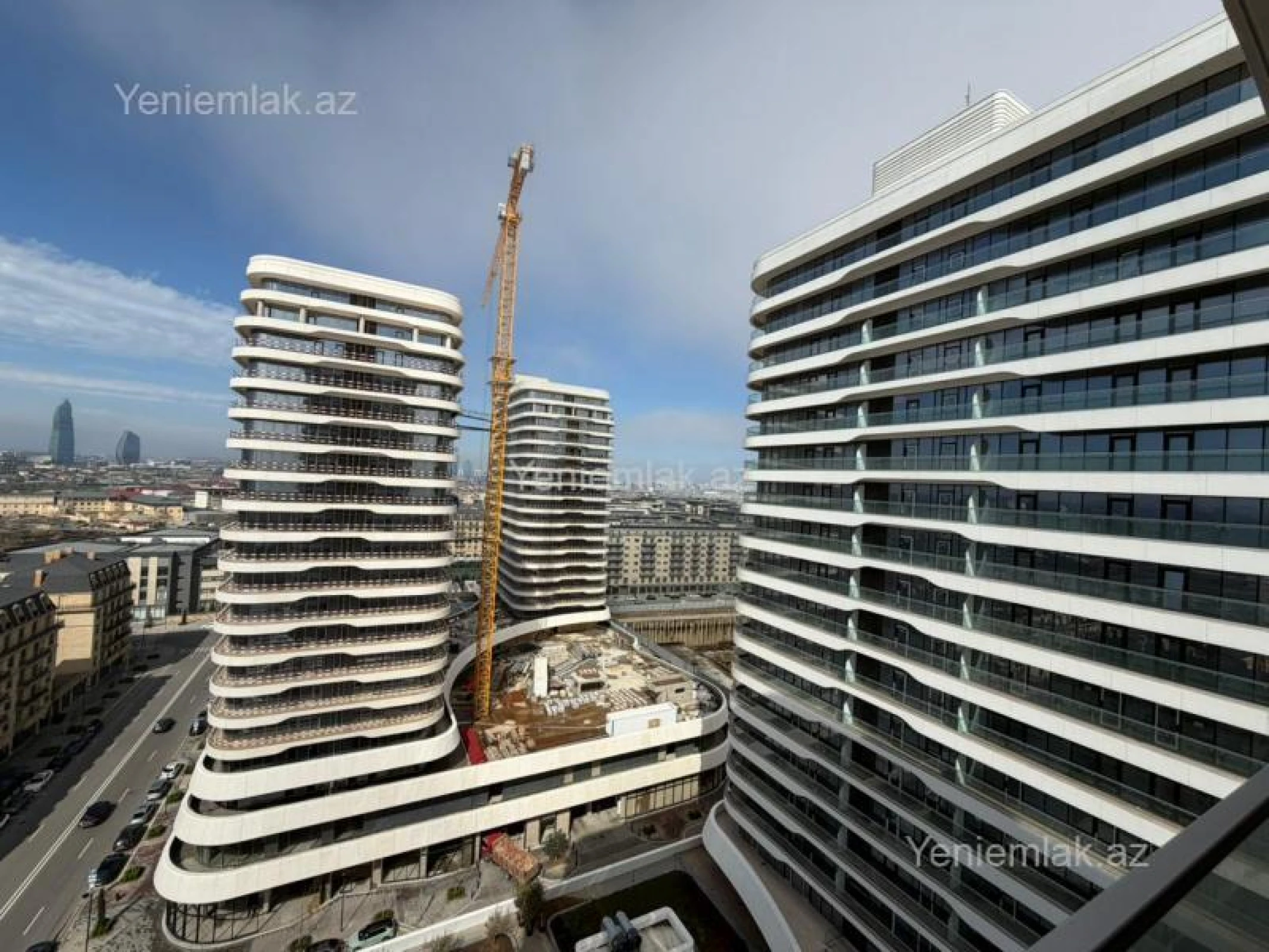 Satılır 3 otaqlı yeni tikili 190 m²