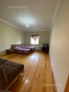 Satılır 6 otaqlı həyət evi 280 m²