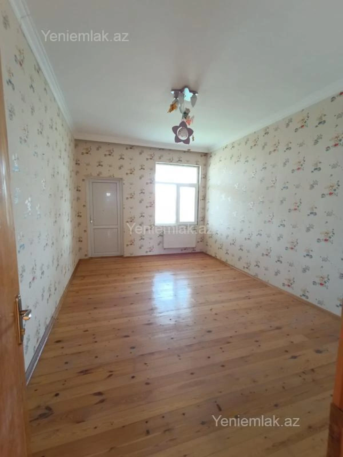 Satılır 6 otaqlı həyət evi 280 m²
