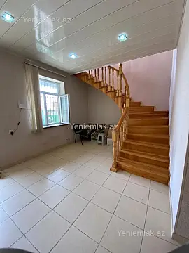 Satılır 6 otaqlı həyət evi 280 m²