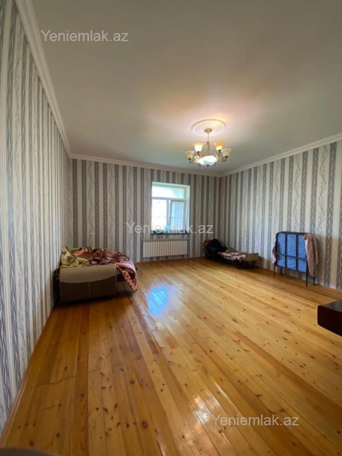 Satılır 6 otaqlı həyət evi 280 m²