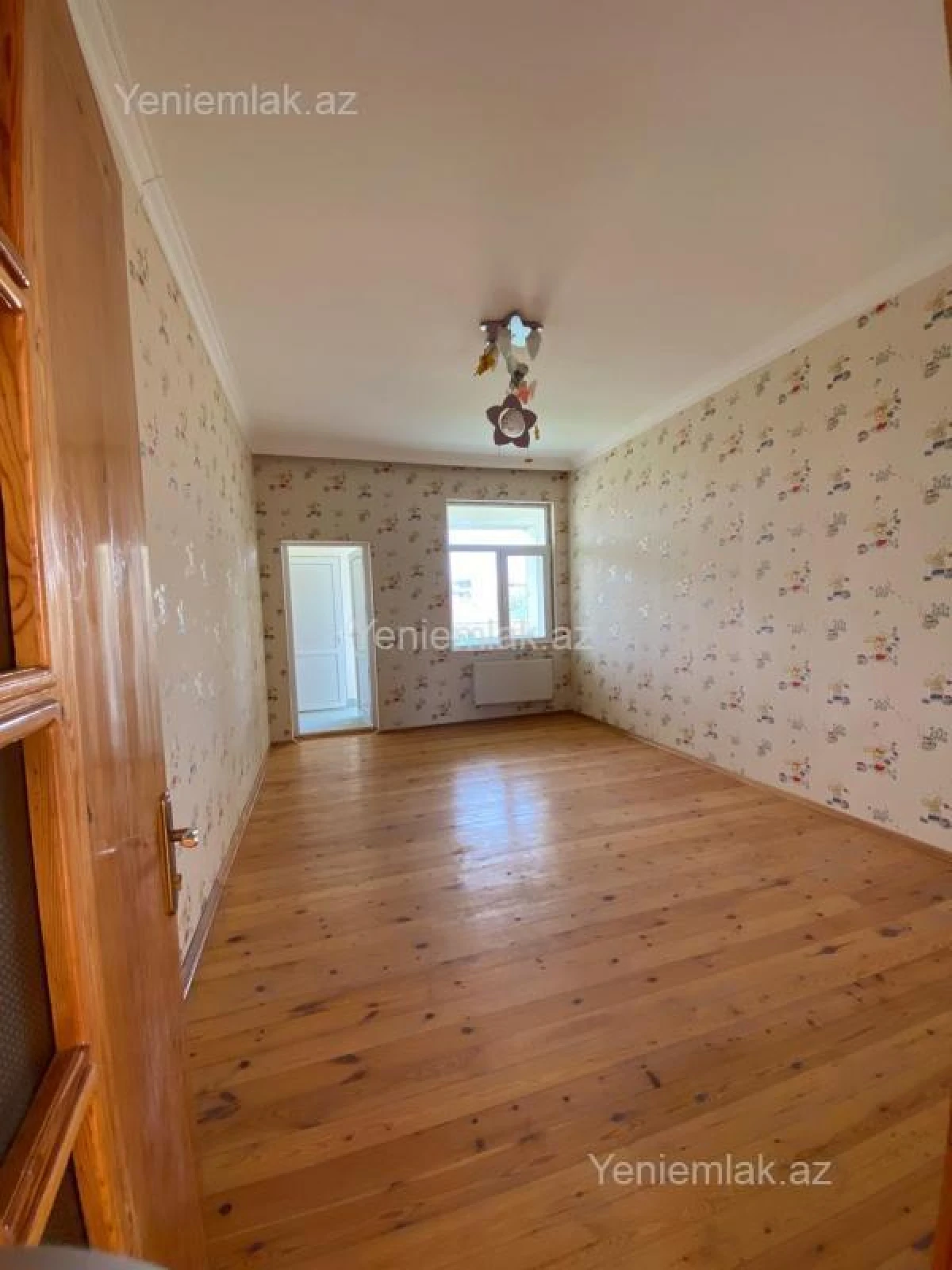 Satılır 6 otaqlı həyət evi 280 m²
