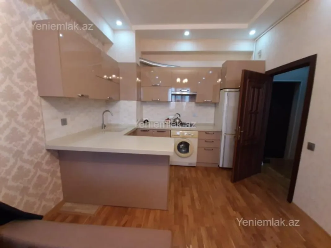 Satılır 2 otaqlı yeni tikili 50 m²