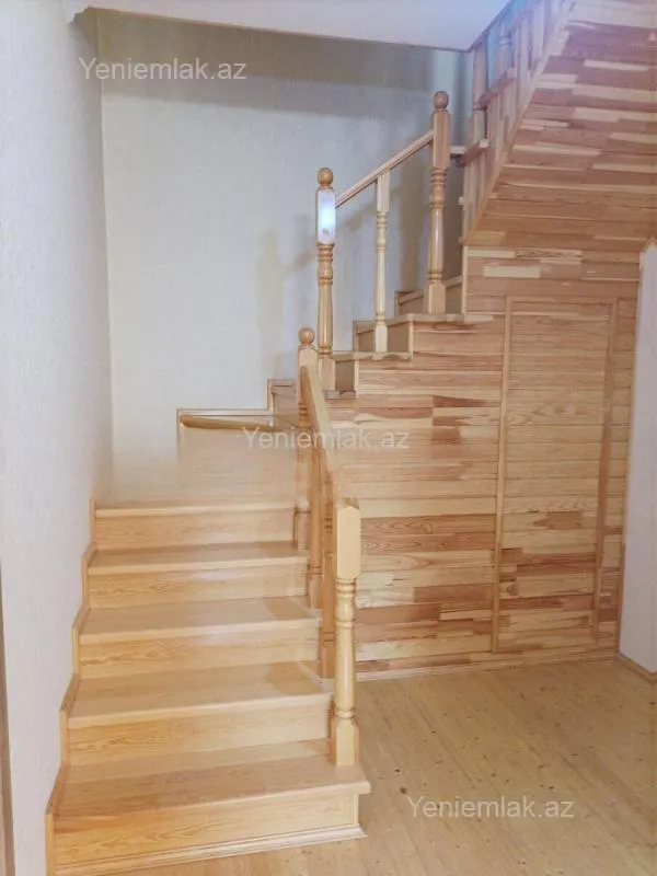 Satılır 4 otaqlı həyət evi 150 m²