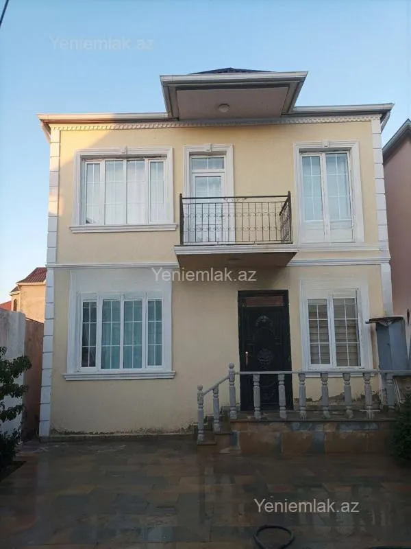 Satılır 4 otaqlı həyət evi 150 m²