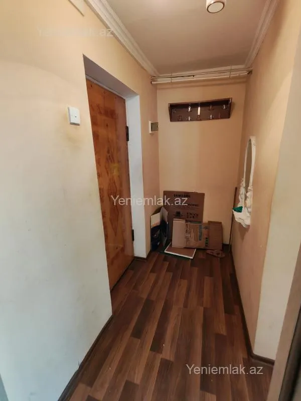 Satılır 2 otaqlı köhnə tikili 50 m²