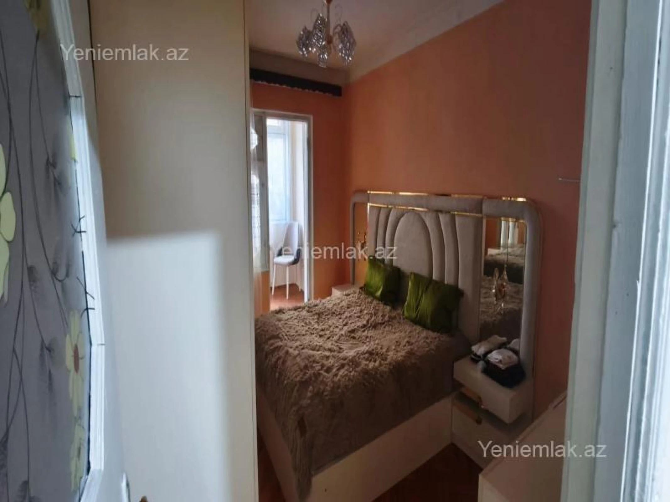 Satılır 3 otaqlı köhnə tikili 60 m²