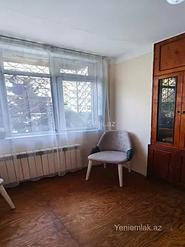 Satılır 3 otaqlı köhnə tikili 60 m²