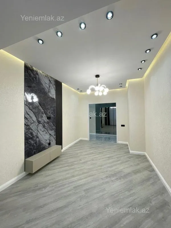 Satılır 3 otaqlı yeni tikili 100 m²