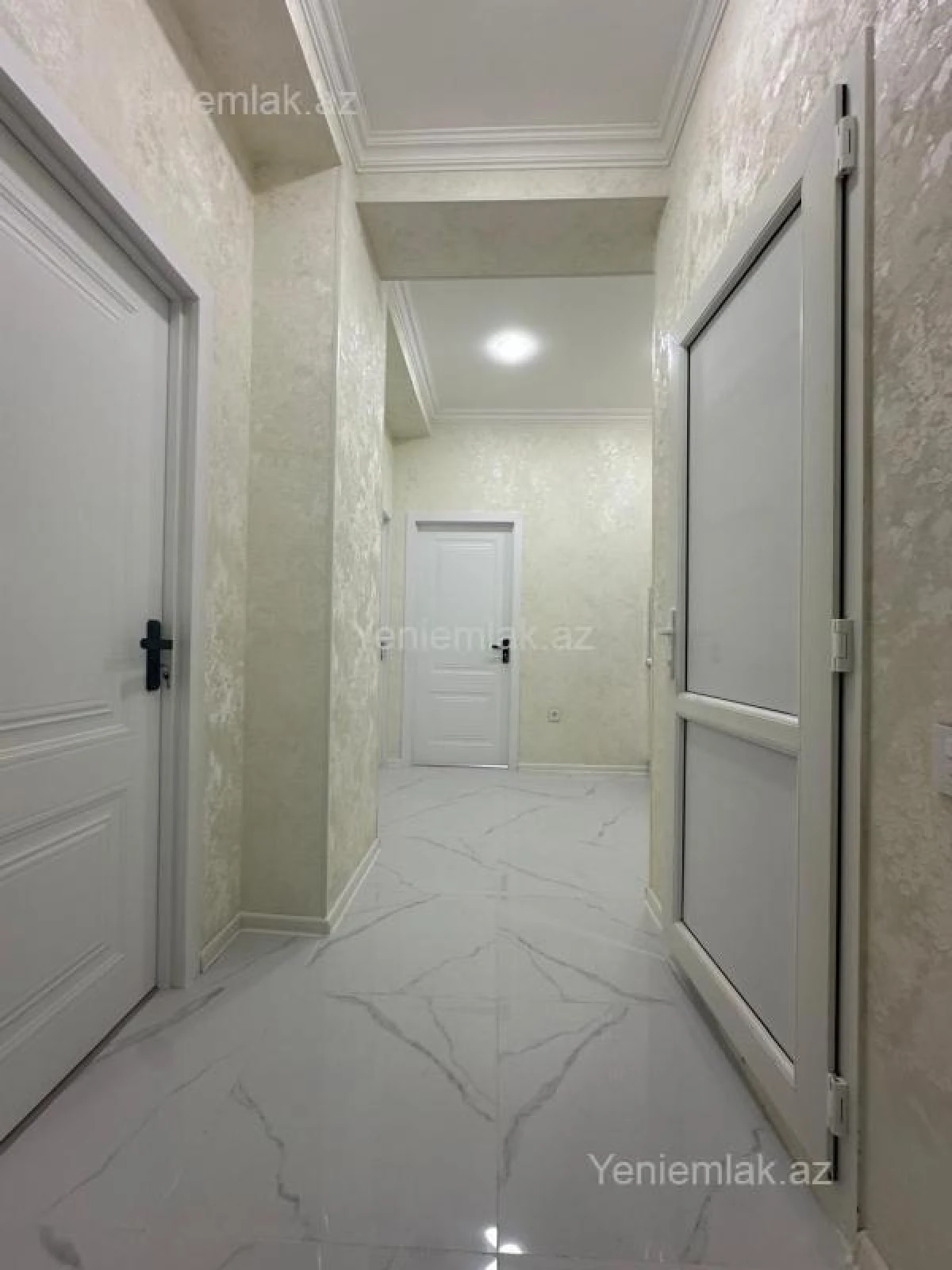 Satılır 3 otaqlı yeni tikili 58 m²