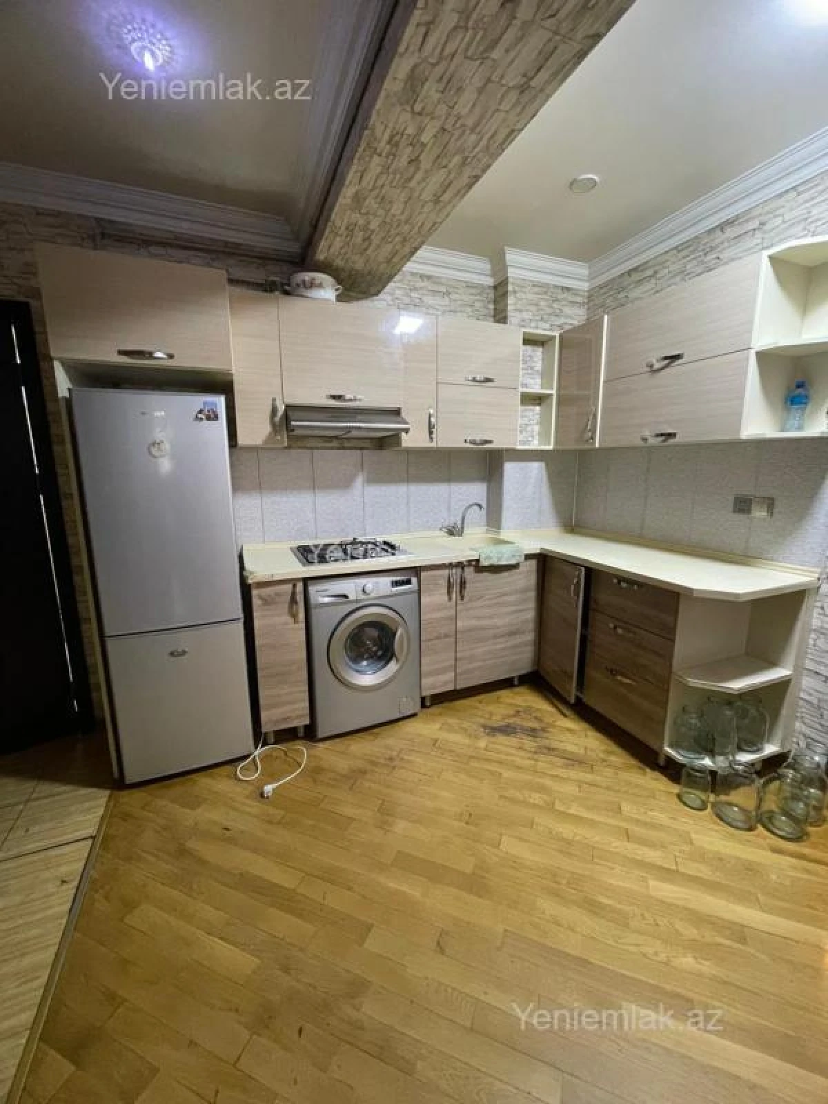 Satılır 3 otaqlı yeni tikili 80 m²