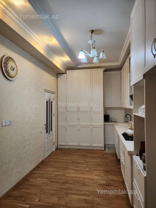 Satılır 3 otaqlı yeni tikili 112 m²
