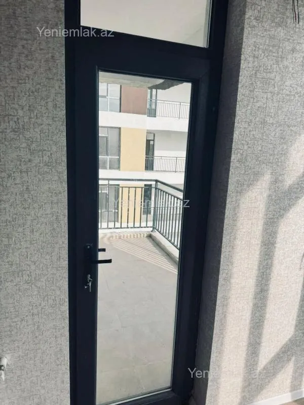 Satılır 2 otaqlı yeni tikili 95 m²