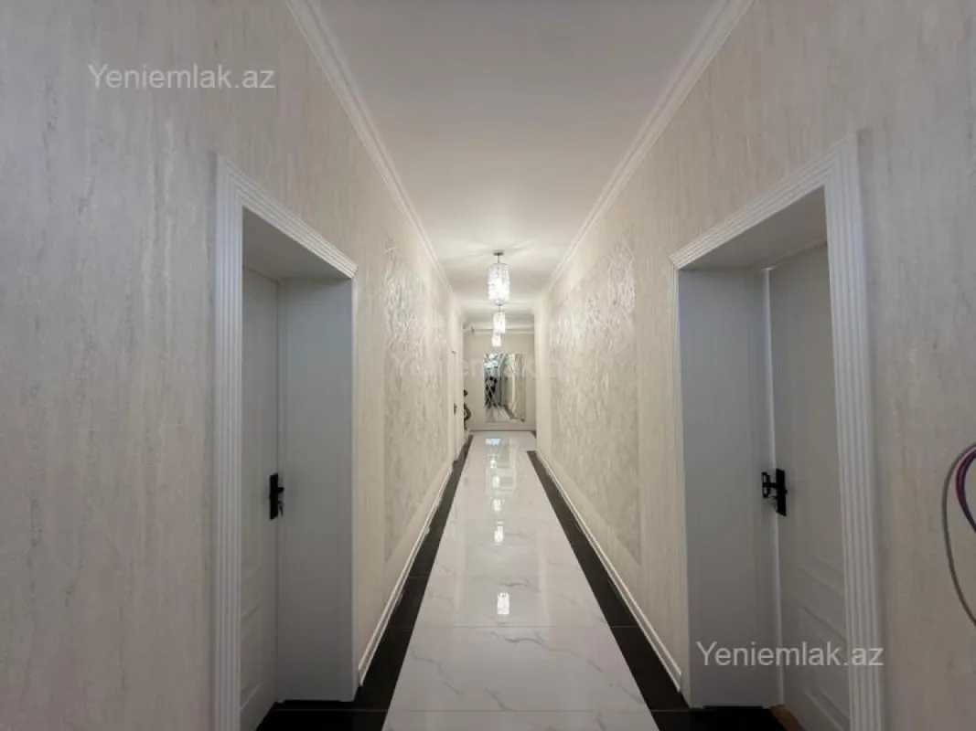 Satılır 6 otaqlı həyət evi 220 m²