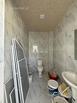 Satılır 6 otaqlı həyət evi 220 m²