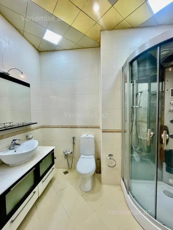 Satılır 7 otaqlı yeni tikili 350 m²