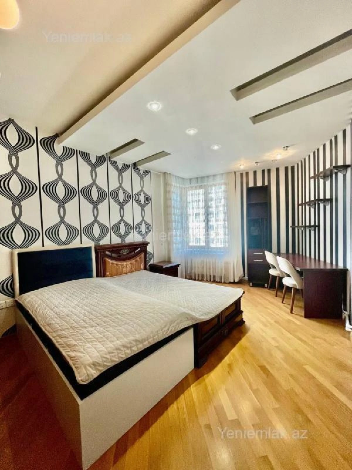 Satılır 7 otaqlı yeni tikili 350 m²