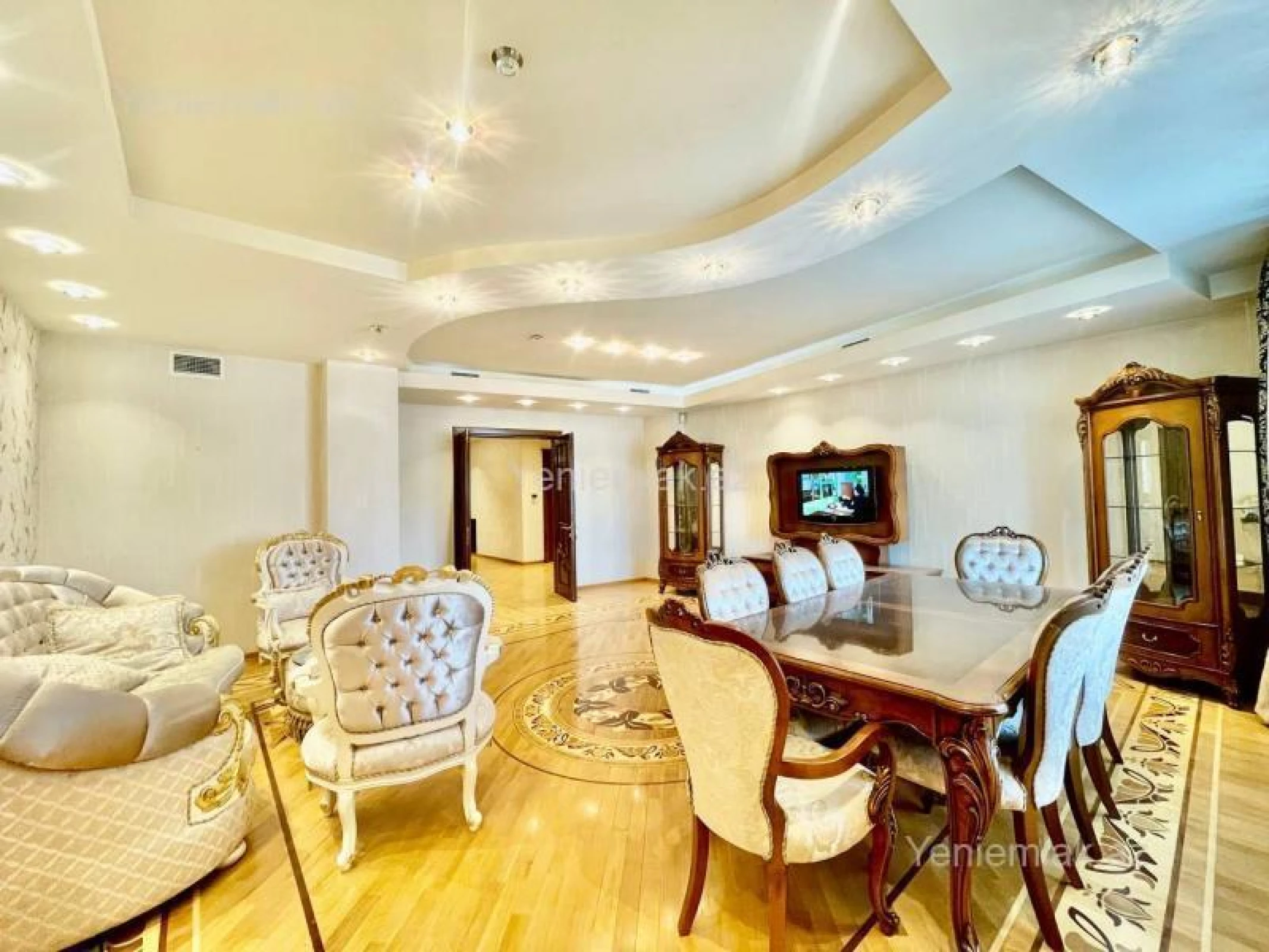 Satılır 7 otaqlı yeni tikili 350 m²