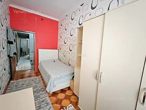 Satılır 3 otaqlı köhnə tikili 80 m²
