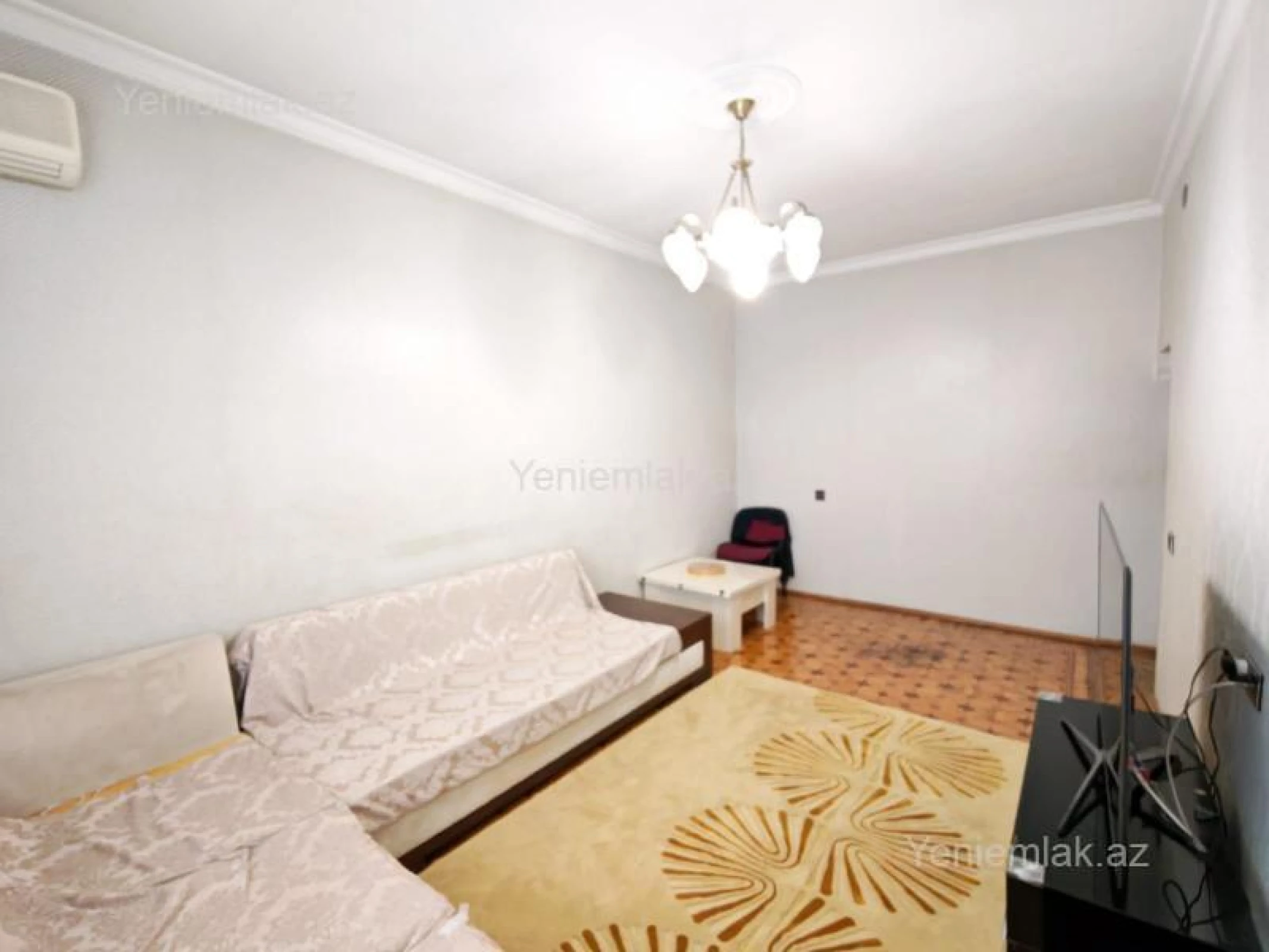 Satılır 3 otaqlı köhnə tikili 80 m²