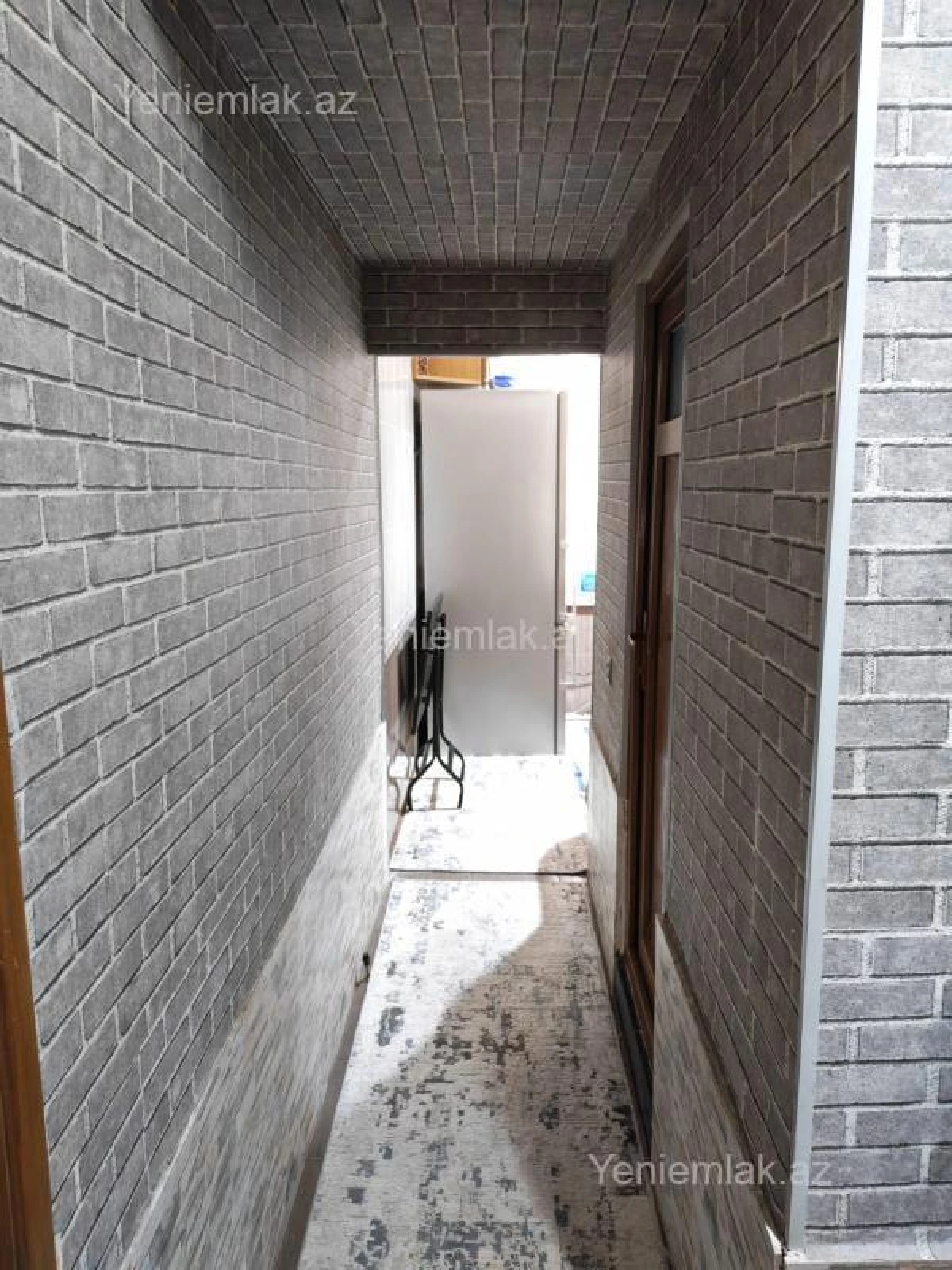 Satılır 3 otaqlı köhnə tikili 80 m²