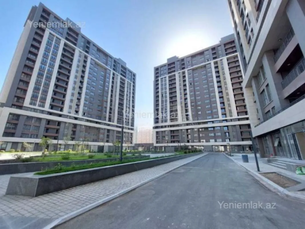 Satılır 3 otaqlı yeni tikili 127 m²