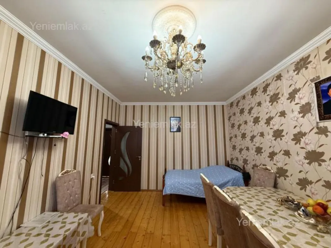 Satılır 4 otaqlı həyət evi 120 m²