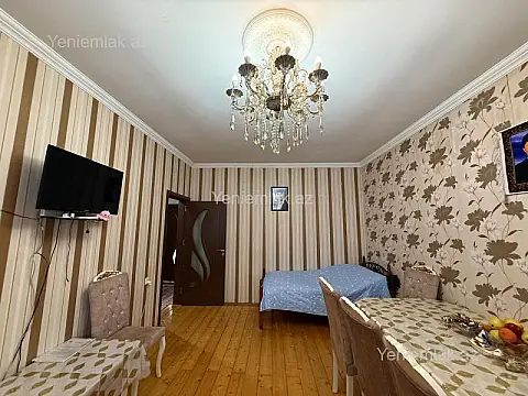 Satılır 4 otaqlı həyət evi 120 m²