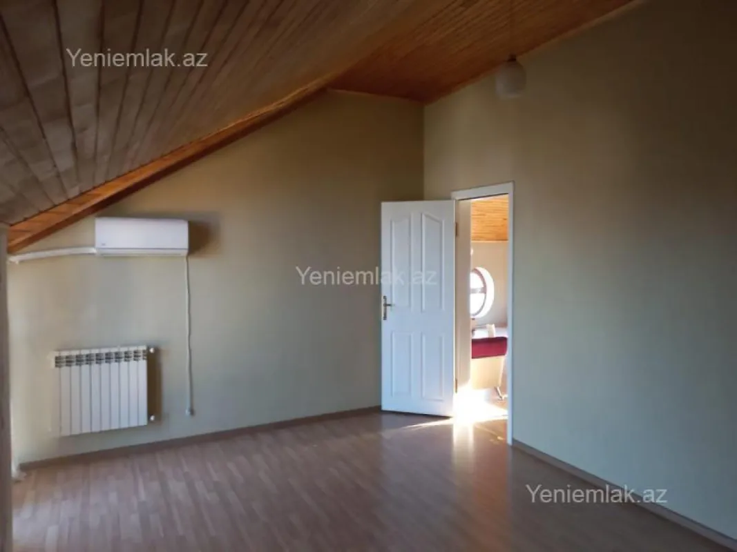 Satılır 6 otaqlı həyət evi 250 m²