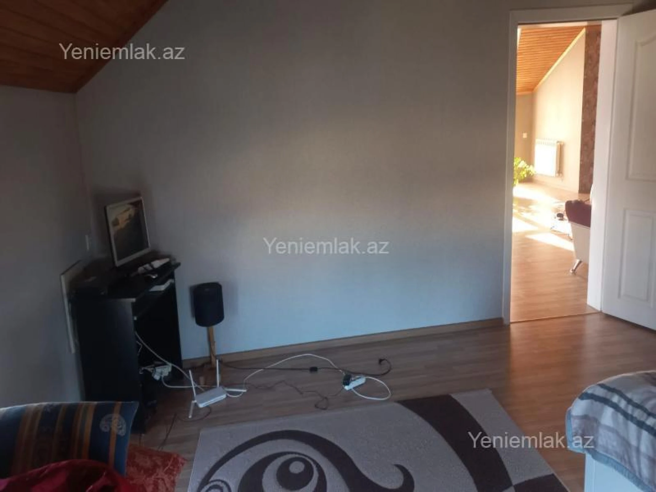 Satılır 6 otaqlı həyət evi 250 m²