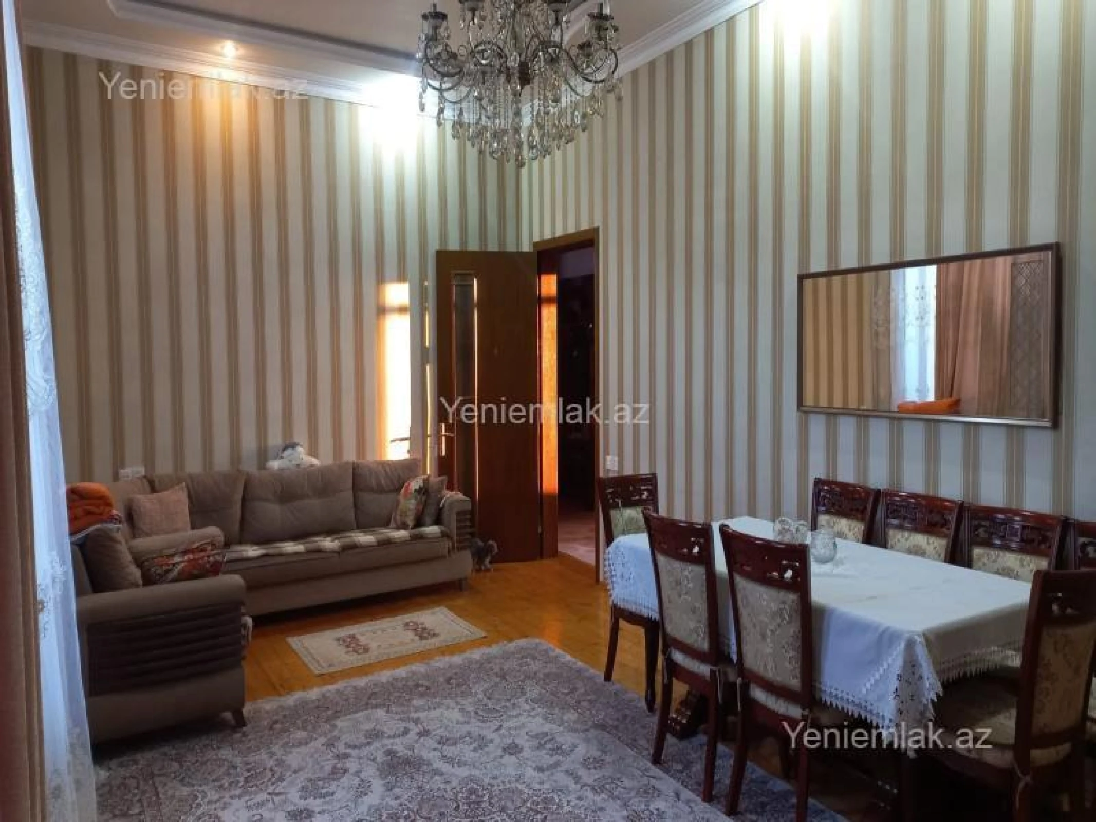 Satılır 6 otaqlı həyət evi 250 m²