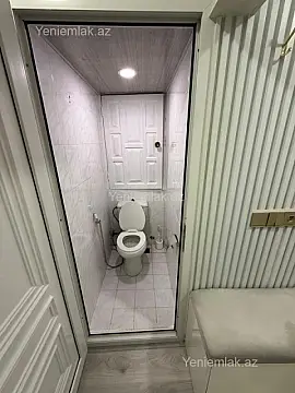 Satılır 2 otaqlı köhnə tikili 62 m²