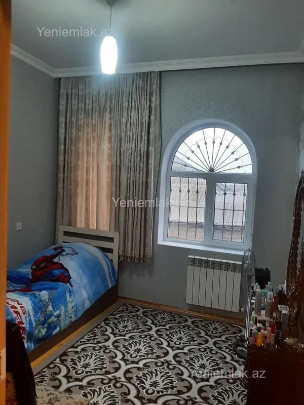 Satılır 4 otaqlı həyət evi 120 m²