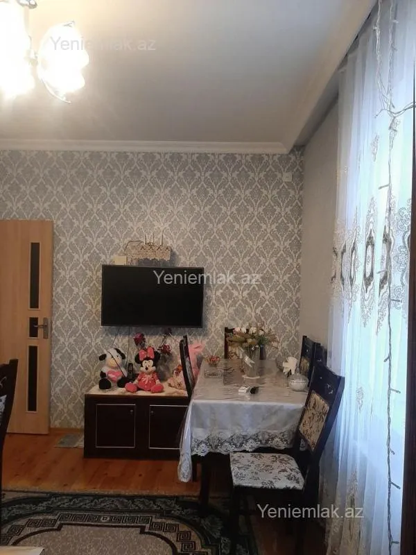 Satılır 4 otaqlı həyət evi 120 m²