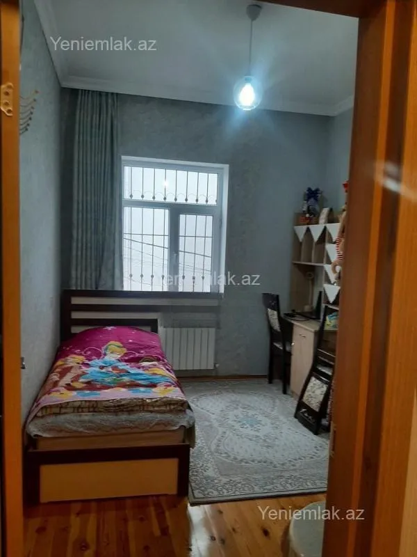Satılır 4 otaqlı həyət evi 120 m²