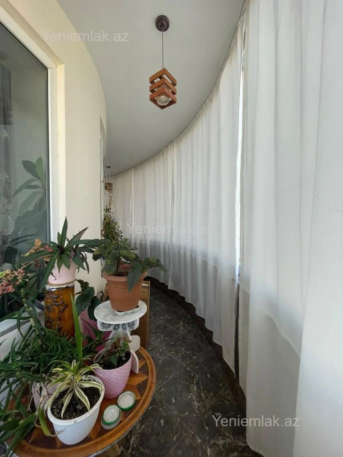 Satılır 3 otaqlı yeni tikili 130 m²