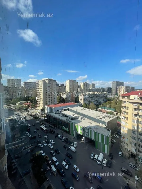 Satılır 3 otaqlı yeni tikili 130 m²